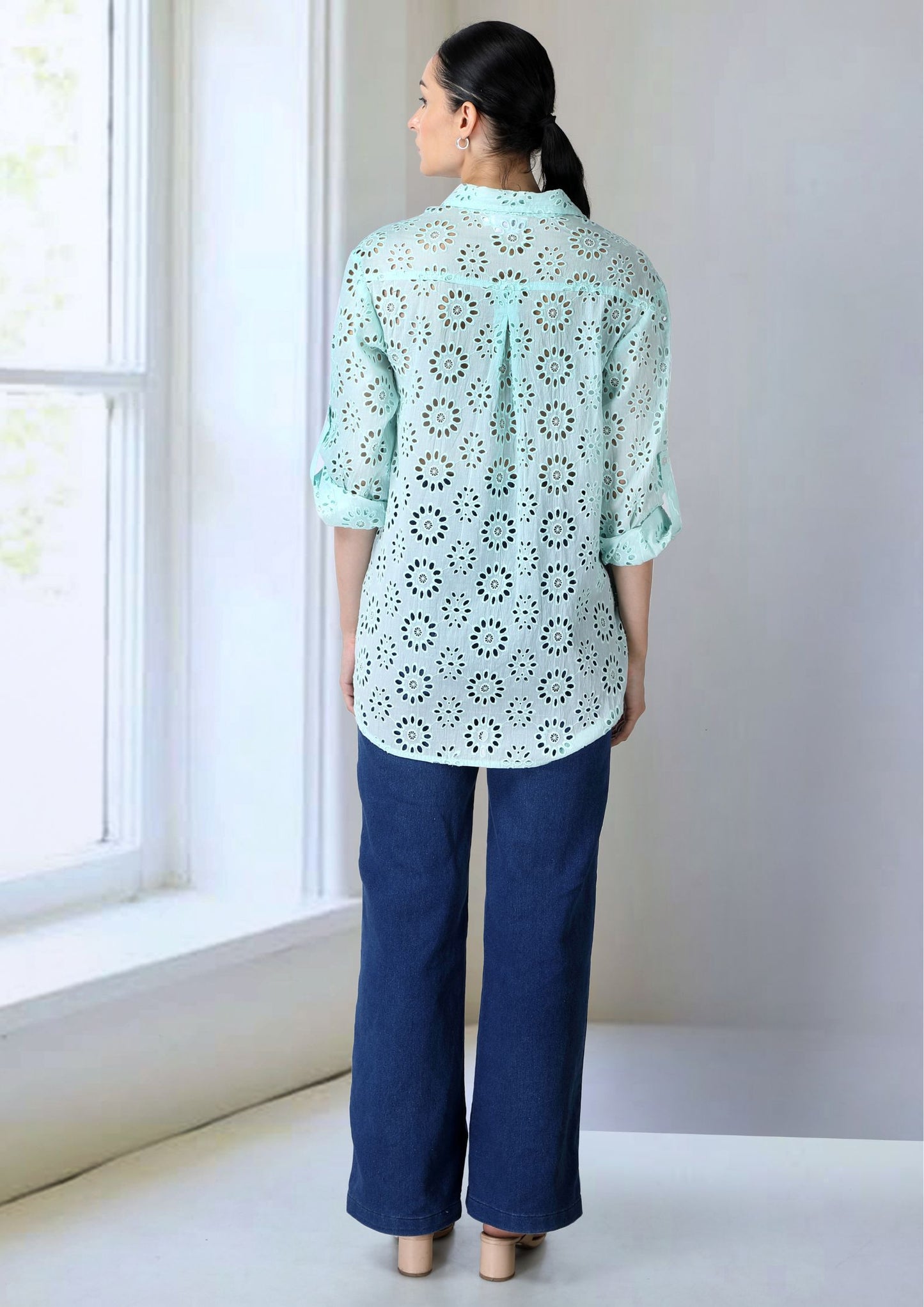 Timeless Essential Collar Shirt