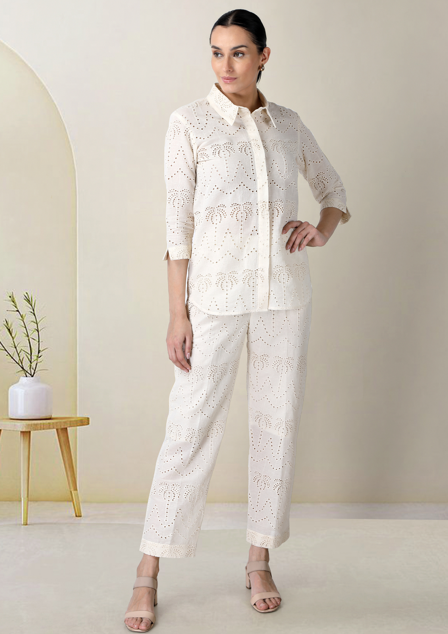 White Palm Tree Cutwork Coord Set.