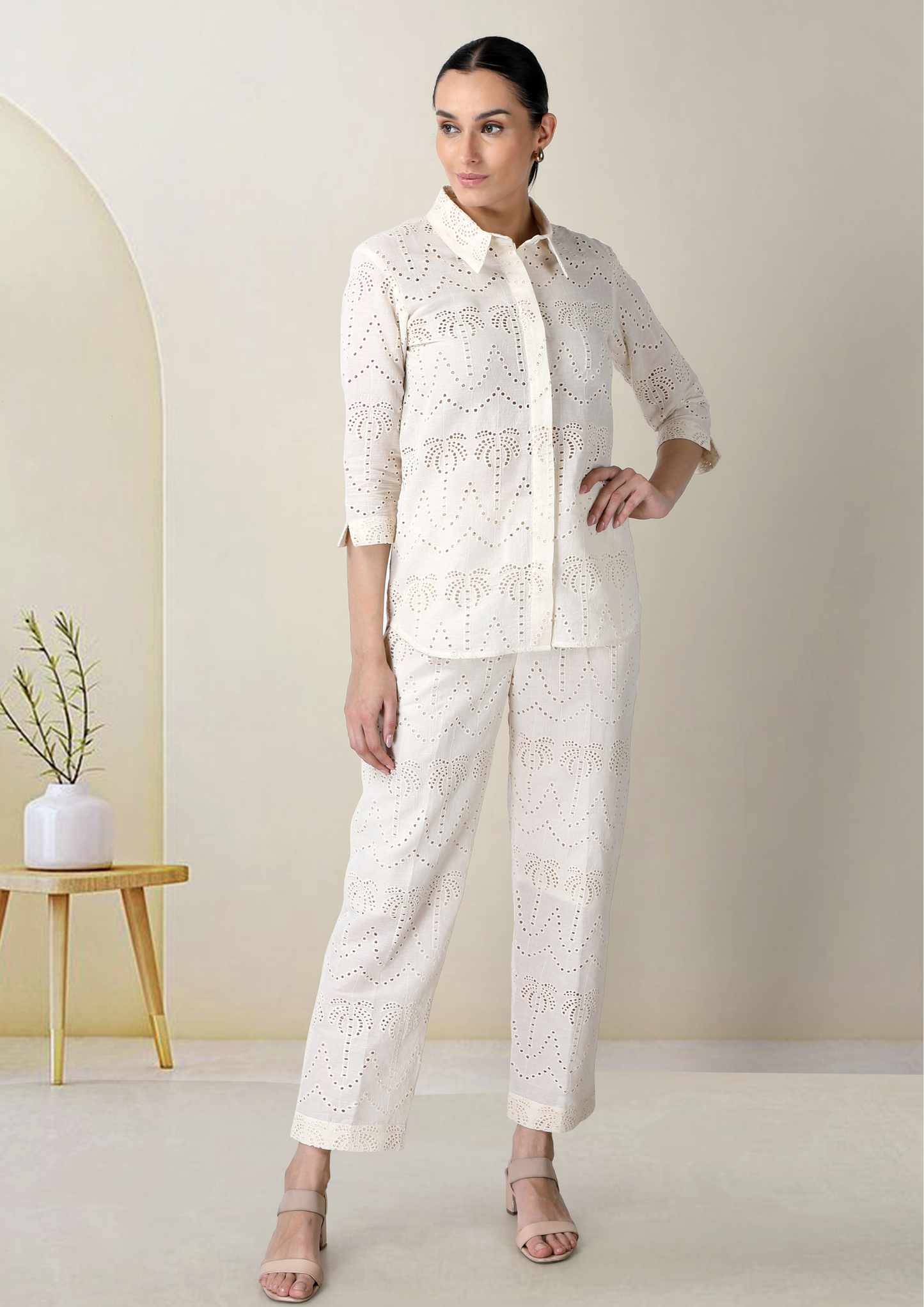 White Palm Tree Cutwork Coord Set.