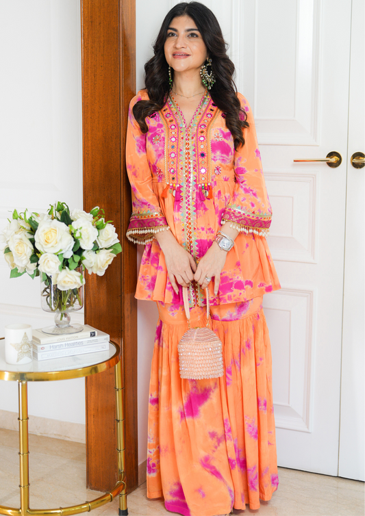ORANGE & PINK TIE & DYE PEPLUM KURTA WITH COORDINATED SHARARA.