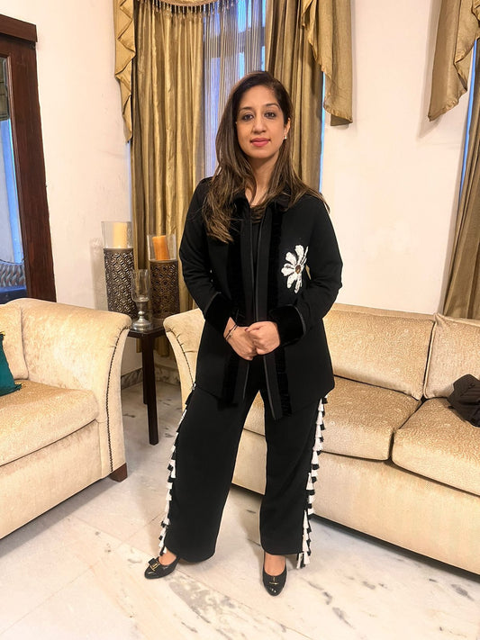 BLACK JERSEY CLOSED JACKET WITH PANTS